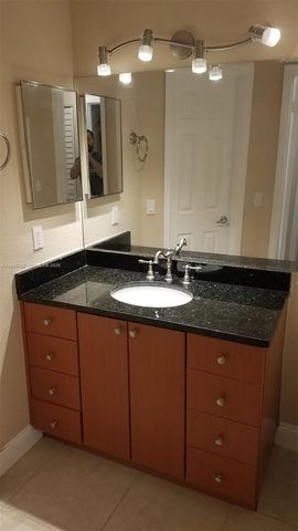 3450 N Pinewalk Dr N 418, Margate, FL 33063