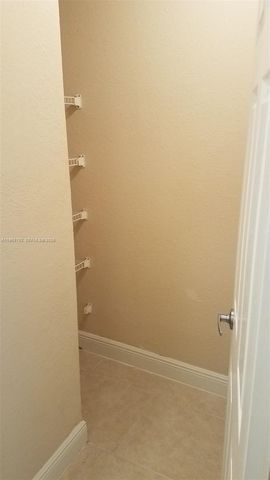 3450 N Pinewalk Dr N 418, Margate, FL 33063