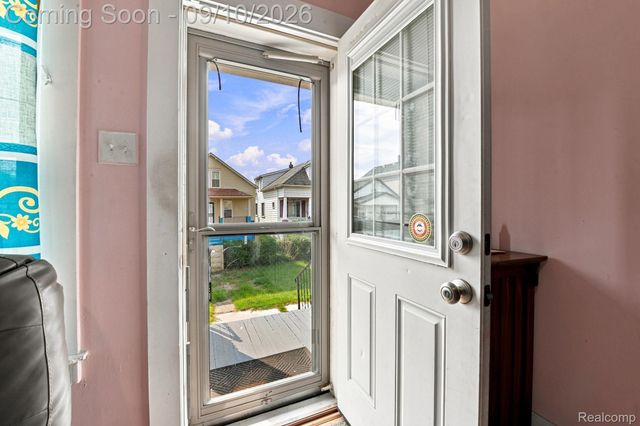 2405 Neibel Street, Hamtramck, MI 48212