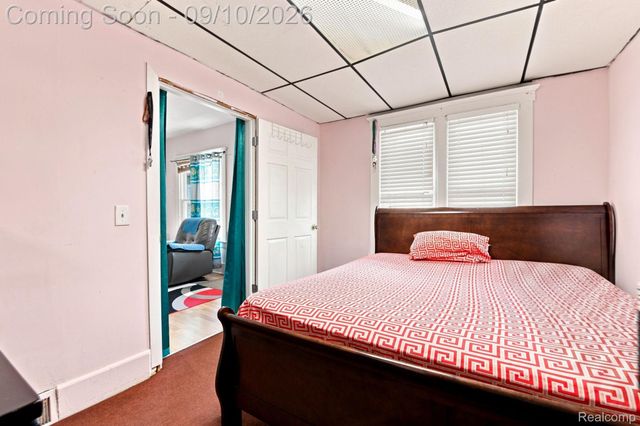 2405 Neibel Street, Hamtramck, MI 48212