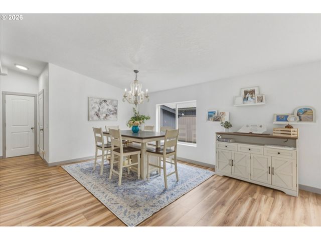 155 RIVENDELL Ln, Kelso, WA 98626