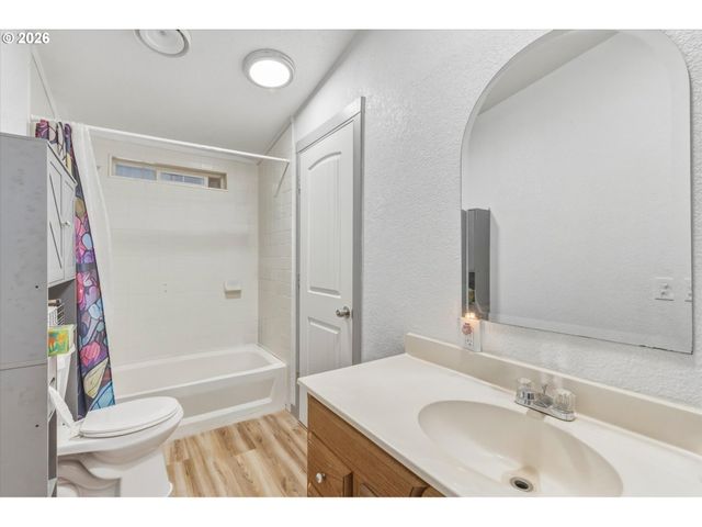 155 RIVENDELL Ln, Kelso, WA 98626