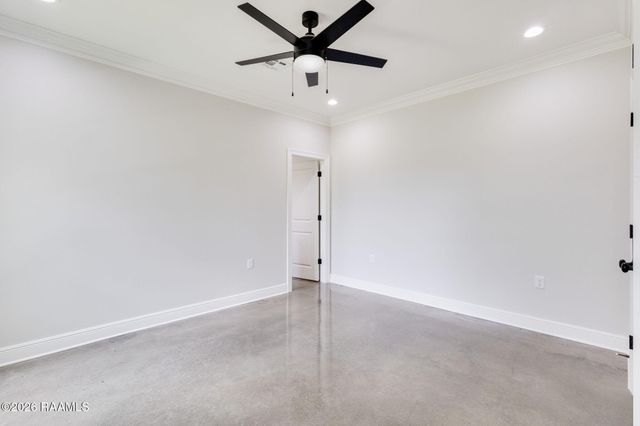 1711 E B North Street, Rayne, LA 70578