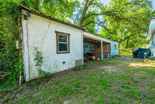 208 Lynn Creek Cove, Mabank, TX 75156