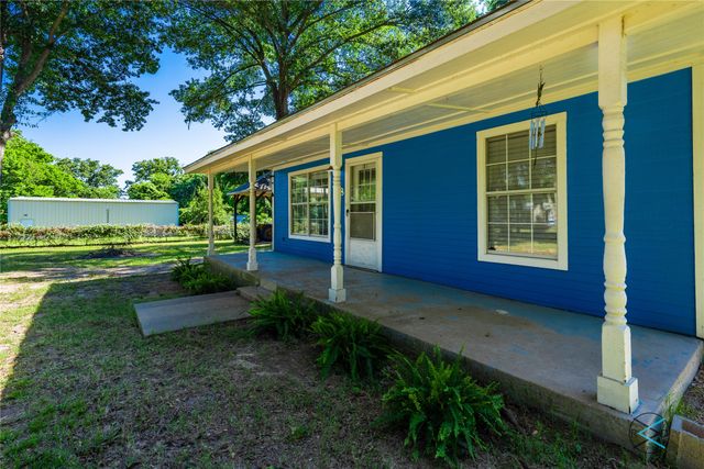 208 Lynn Creek Cove, Mabank, TX 75156