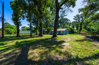 208 Lynn Creek Cove, Mabank, TX 75156