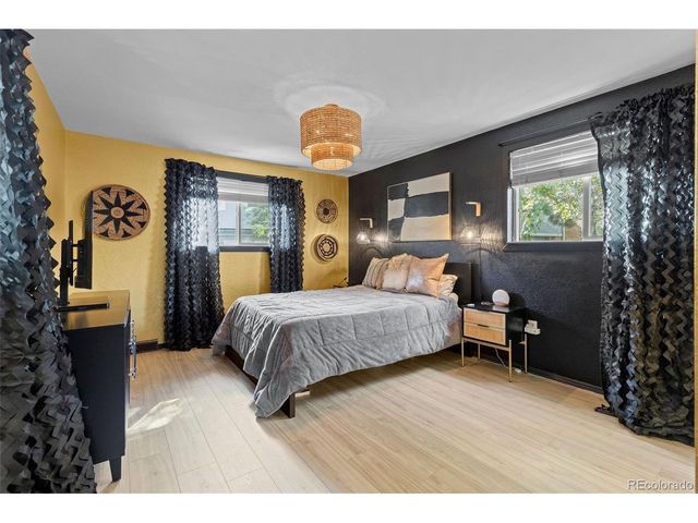 11184 E Linvale Dr, Aurora, CO 80014