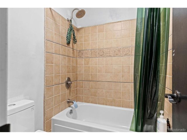 11184 E Linvale Dr, Aurora, CO 80014