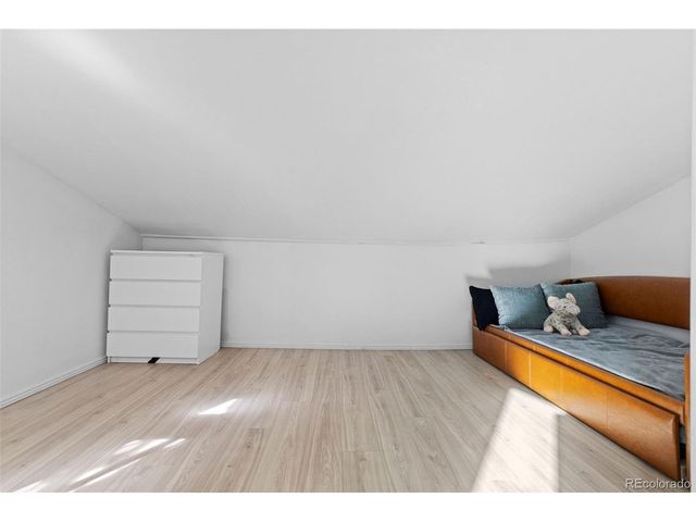 11184 E Linvale Dr, Aurora, CO 80014