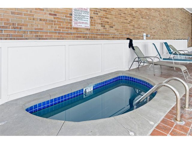 11184 E Linvale Dr, Aurora, CO 80014