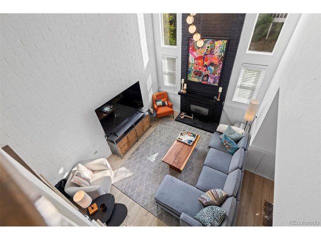 11184 E Linvale Dr, Aurora, CO 80014