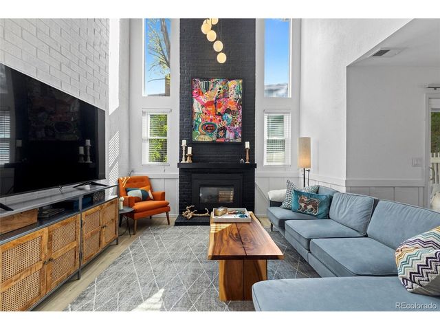 11184 E Linvale Dr, Aurora, CO 80014