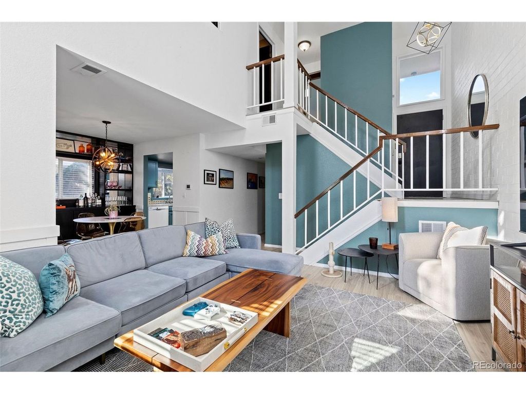 11184 E Linvale Dr, Aurora, CO 80014