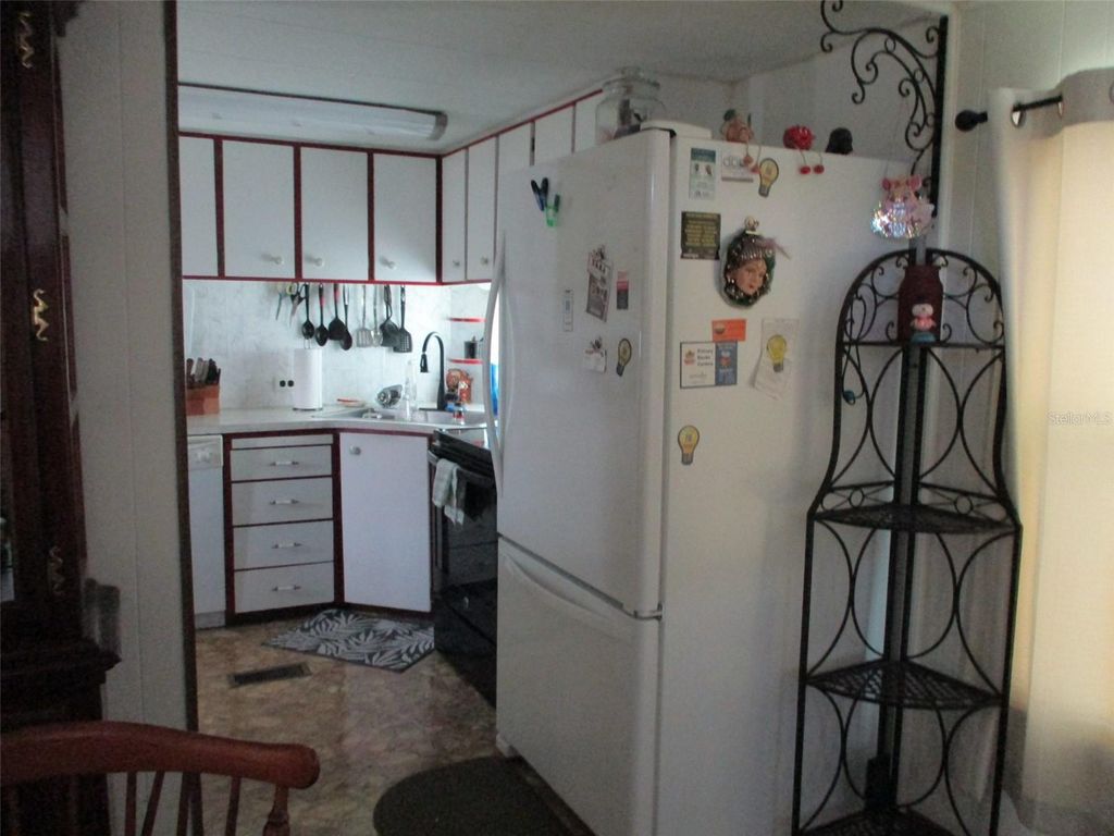Image 6 of property listing at 38513 WILLOUGHBY DRIVE, Zephyrhills, FL 33540