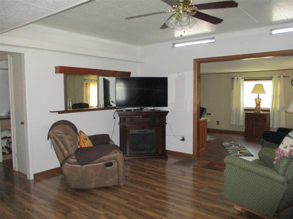 Image 10 of property listing at 38513 WILLOUGHBY DRIVE, Zephyrhills, FL 33540