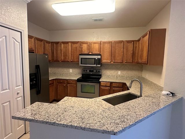 6119 METROWEST BOULEVARD 103, Orlando, FL 32835