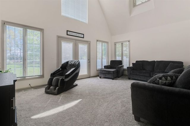 23099 S Shore Drive, Edwardsburg, MI 49112