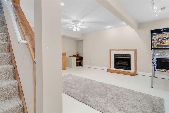 23099 S Shore Drive, Edwardsburg, MI 49112