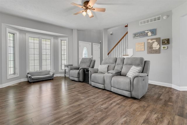 23099 S Shore Drive, Edwardsburg, MI 49112