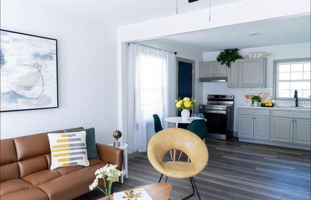 3613 Castleman Street, Fort Worth, TX 76119