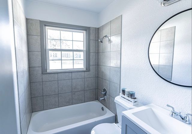 3613 Castleman Street, Fort Worth, TX 76119