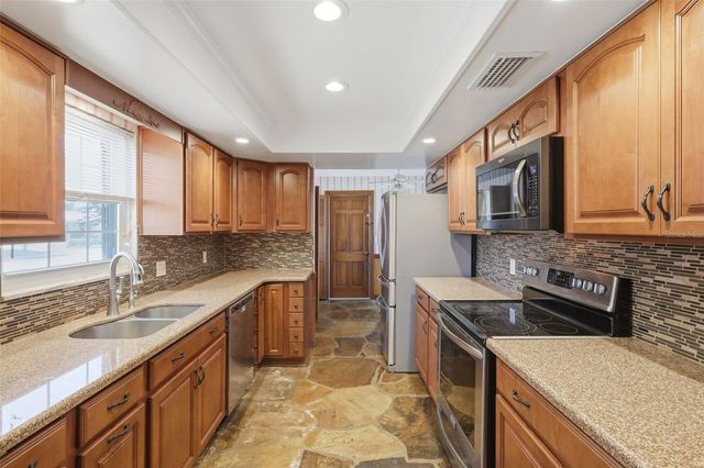 102 ANN RUSTIN DRIVE, Ormond Beach, FL 32176