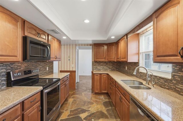 102 ANN RUSTIN DRIVE, Ormond Beach, FL 32176