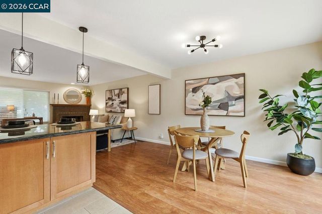 204 Miramonte Dr, Moraga, CA 94556