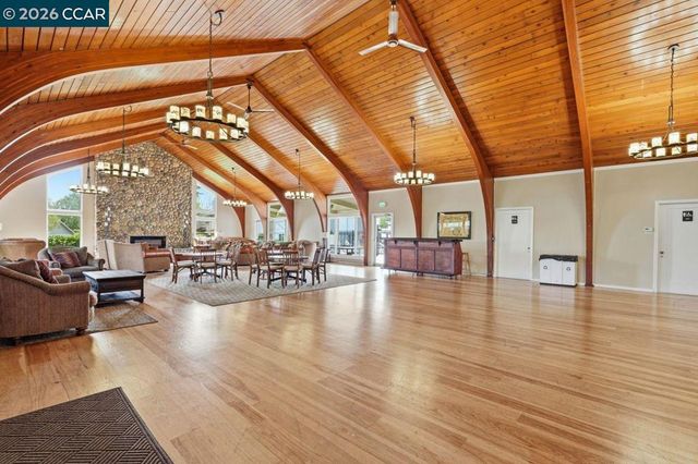 204 Miramonte Dr, Moraga, CA 94556