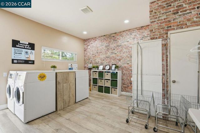 204 Miramonte Dr, Moraga, CA 94556