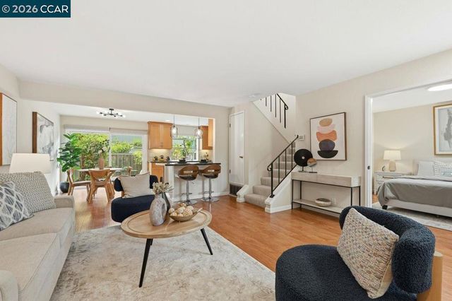 204 Miramonte Dr, Moraga, CA 94556