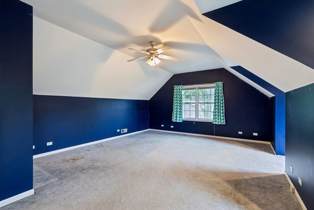 33584 N Almond Road, Grayslake, IL 60030