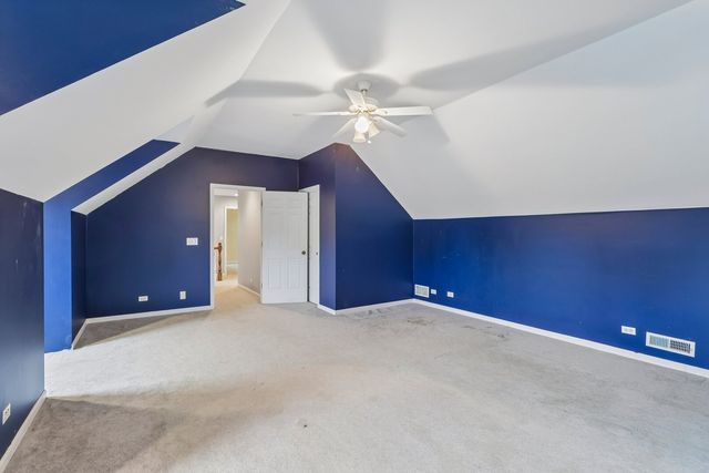 33584 N Almond Road, Grayslake, IL 60030