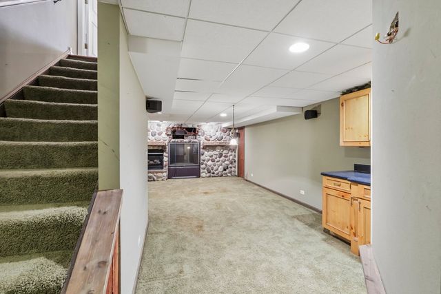 33584 N Almond Road, Grayslake, IL 60030