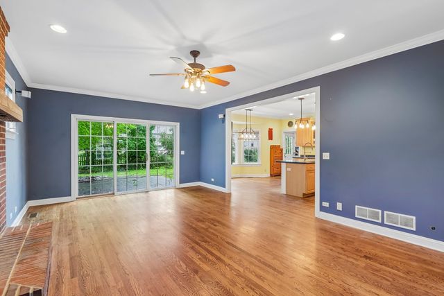 33584 N Almond Road, Grayslake, IL 60030