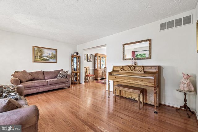 592 EASON DR, Severn, MD 21144