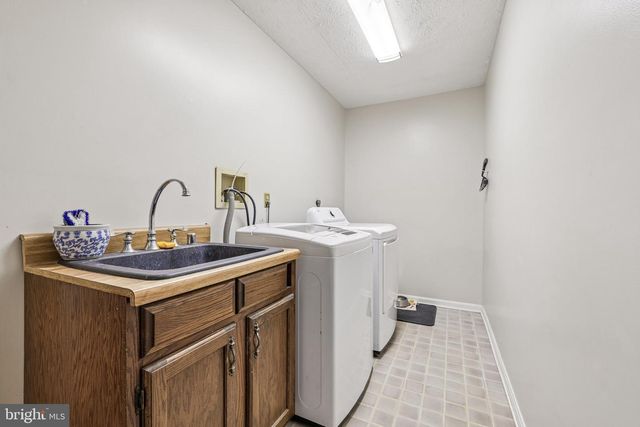 592 EASON DR, Severn, MD 21144