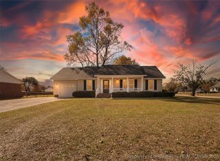 1886 Windlock Drive, Fayetteville, NC 28304