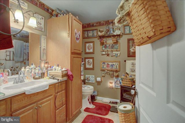 39 HIGHLAND AVENUE, Shippensburg, PA 17257