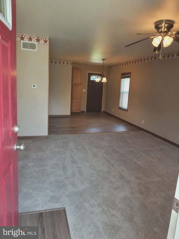 39 HIGHLAND AVENUE, Shippensburg, PA 17257