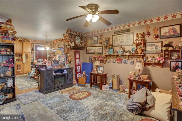 39 HIGHLAND AVENUE, Shippensburg, PA 17257