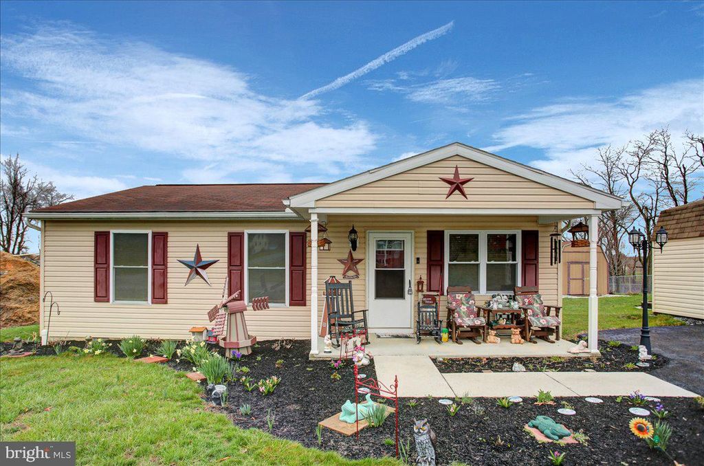 39 HIGHLAND AVENUE, Shippensburg, PA 17257