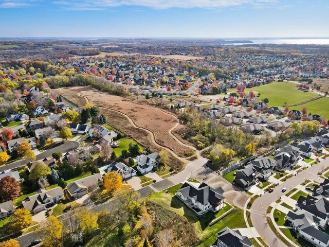 1603 Regency Ridge, Waunakee, WI 53597