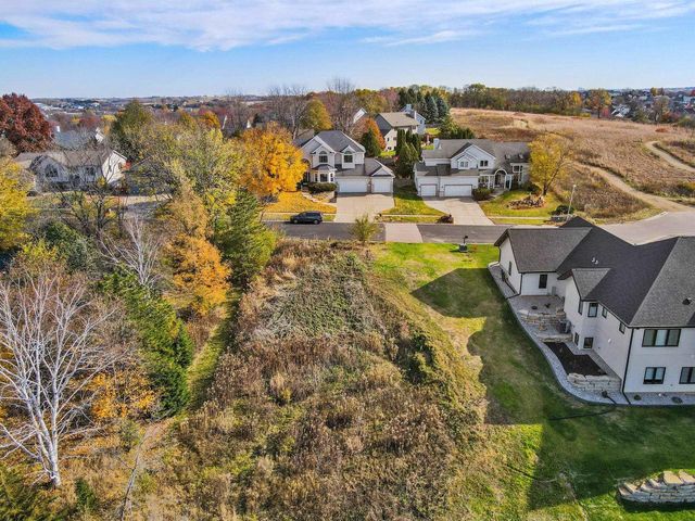 1603 Regency Ridge, Waunakee, WI 53597