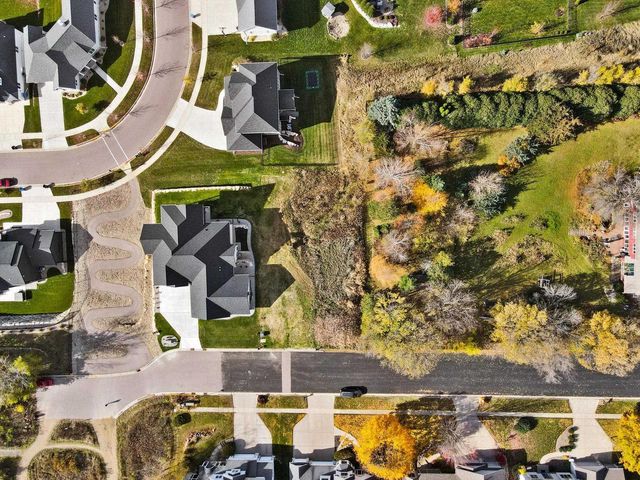 1603 Regency Ridge, Waunakee, WI 53597