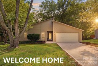 326 Vista Grande Circle, Charlotte, NC 28226
