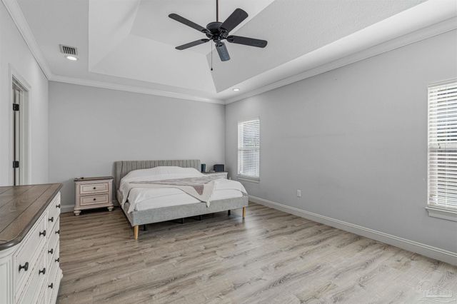 1786 Joybrook Rd, Navarre, FL 32566