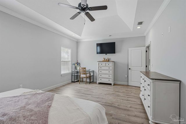 1786 Joybrook Rd, Navarre, FL 32566