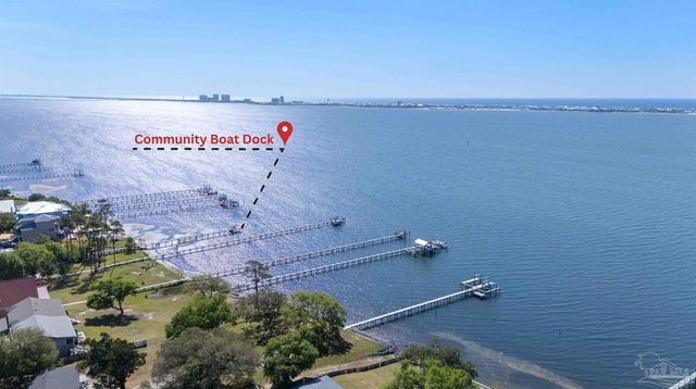 1786 Joybrook Rd, Navarre, FL 32566