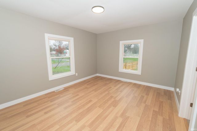 55301 Fairview Avenue, South Bend, IN 46628